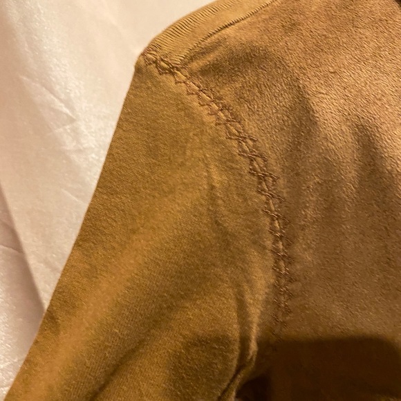 Top - Picture 3 of 3